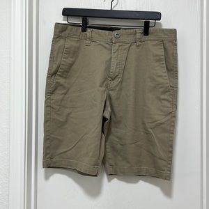 Volcom Mens Khaki Shorts Size 33